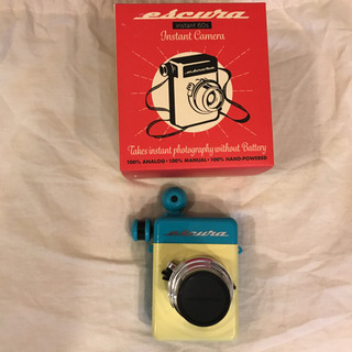 定価8770円　escura 新品未使用　instax