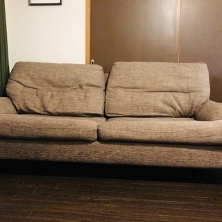 2.5人掛けソファとオットマンの画像