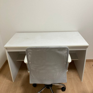 無料　勉強机・椅子の画像