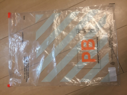 【美品】オフホワイト パーカー