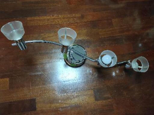 照明器具シーリングライト(4灯)
