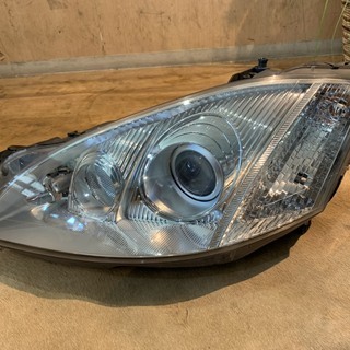 美品 Mercedes-Benz メルセデス ベンツ Sクラス W221 前期 ヘッドライト 正規品 左右セット 純正の画像