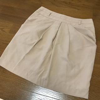 【新品未使用】　膝丈　スカート
