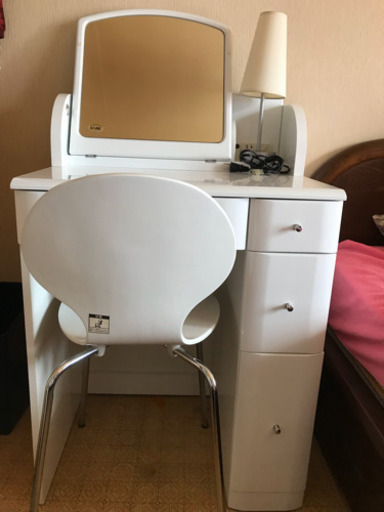 ホワイト 中古 ドレッサー