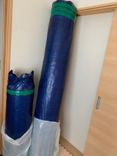 人工芝(未使用)、防草シート、U字ピン