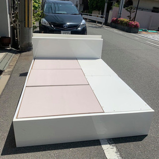 ???白ダブルベッド?美品