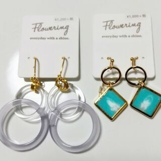 Flowering ピアスセット