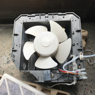 換気扇　フィルター付　未使用の画像