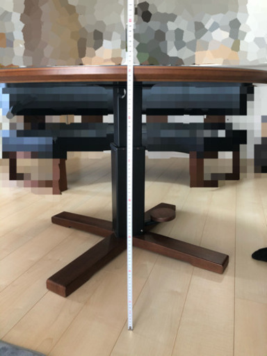 円卓　昇降式テーブル