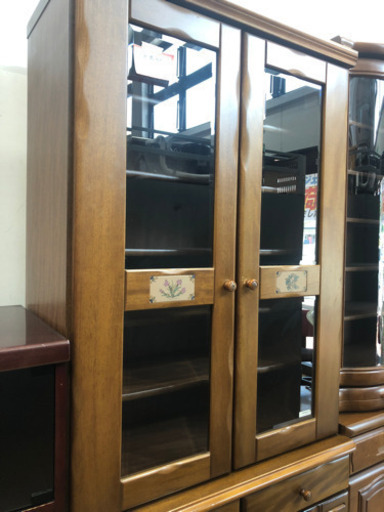 食器棚　家具　収納　引き出し　扉