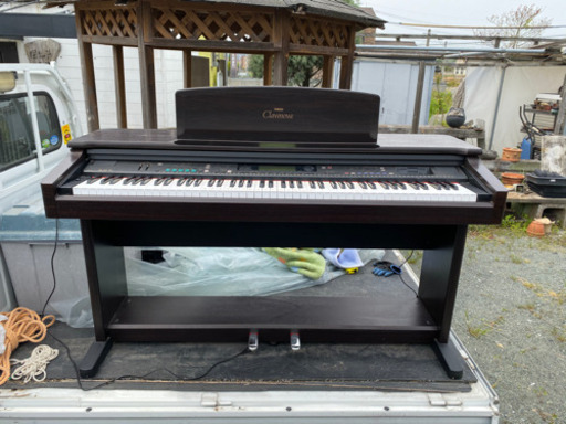 ヤマハ　クラビノーバ　ピアノ　エレクトーン