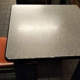2人がけ用テーブル