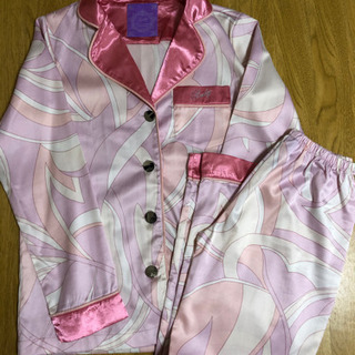 Redy サテンパジャマ