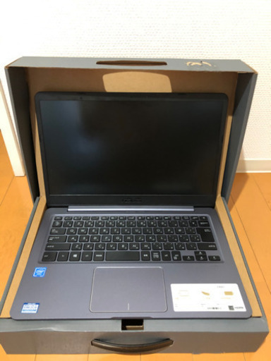 【決まりました】Core ノートパソコン ASUS E406S ノートpc