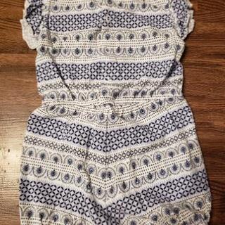 H&M♡幾何学模様ロンパース70サイズの画像
