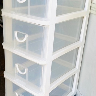 収納ケース　キャスター付き　ホワイト　白　4段