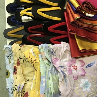 単品売り出来ます。ゆかた（14枚）帯リバーシブル（新品1枚、20枚）下駄（新品6足）の画像