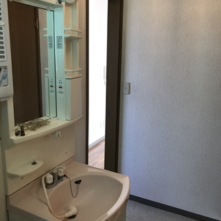 大家直☆期間限定値下げ！！苫小牧市本幸町2ＬＤＫの人気アパート40000円（管理費別）が、管理費無し38000円でＯＫ（※3月31日までにお申込みを頂いた場合）/ジモティー限定で初期費用も大サービス！！ − 北海道