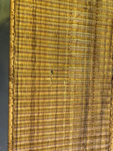 籐のベンチ