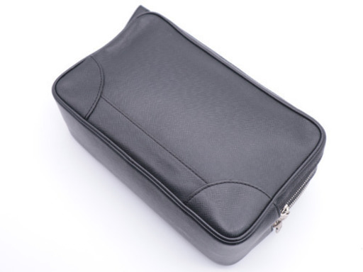 《LOUIS VUITTON/タイガ ネオパヴェル セカンドバッグ》ABランク