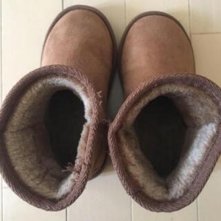 18cm ムートンブーツの画像