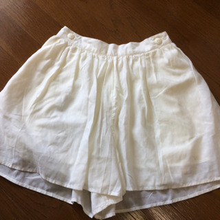 【訳あり】LOWRYS FARM ショートパンツ