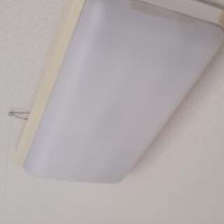 【終了】0円　東芝　蛍光灯照明器具　直結式　２台　