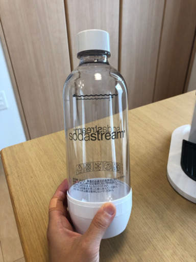 美品 ソーダストリーム 白