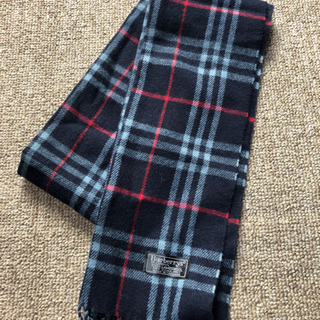 美品　バーバリーマフラー🧣