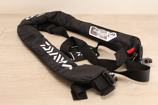 DAIWA ダイワ DF-2007 ウオッシャブルライフジャケット 自動膨張式 中古 ブラック(P925twxY)