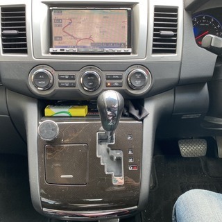 MPV　2.3 ターボ　黒　8人乗りの画像