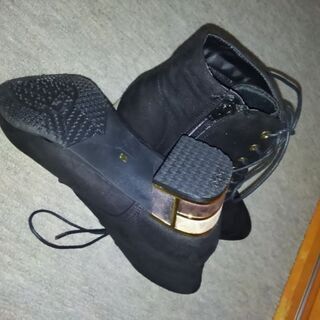 ショートブーツ👢⁉　季節外れの為　値下げ😆の画像