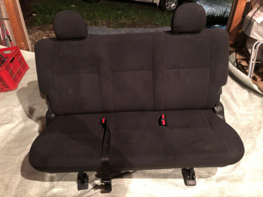 札幌近郊　ハイエース　5型　30年1月車　トリコット シート シートベルト付き