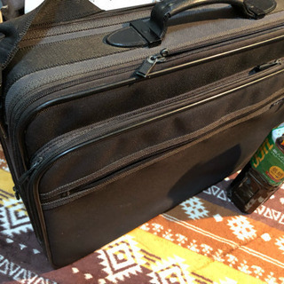 【サムソナイト/Samsonite ★ビジネスバッグ大容量　Ａ３★ブリーフケース　　中古品】の画像