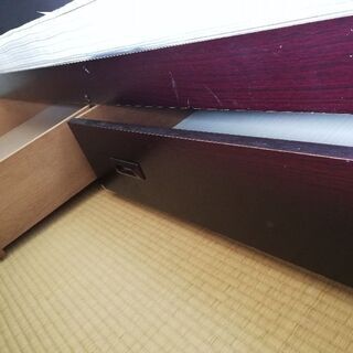 ベッドの画像