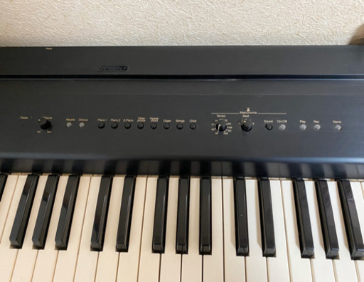 電子ピアノ?