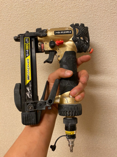 日立 高圧 エアタッカ