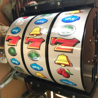 パチスロ実機 2027初代 通電ジャンク品の画像