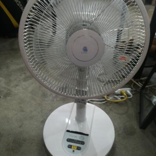 リモコン付き　U-ING ユーイング　扇風機　美品　2016年製