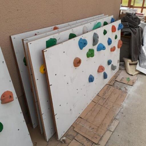 ボルダリングパネル　シューズ5足