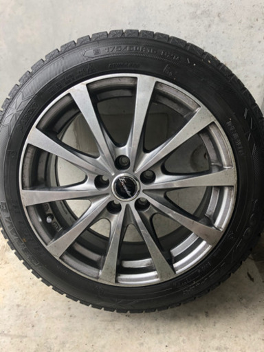 スタッドレスタイヤ