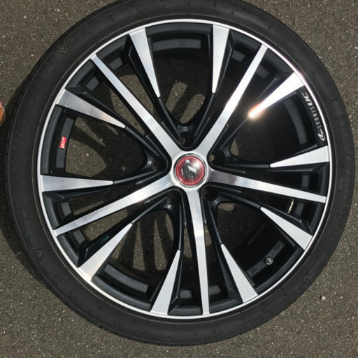 レニオス　225/40ZR/19