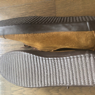 【値下げ】スペインブランド　Tugers スウェード靴の画像