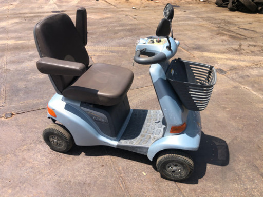 スズキ　セニアカー　電動車いす