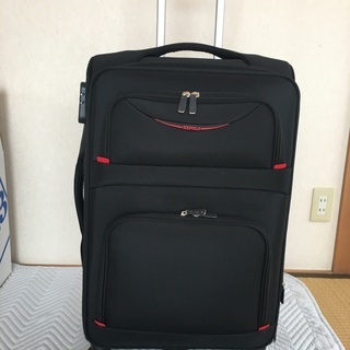 ソフトスーツケースやや大きめ(70×40×25)些少のお値下げし...