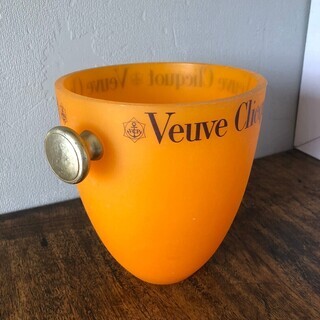 Veuve Clicquot のワインクーラー の画像