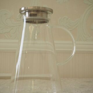 【お値下げしました】2000mlの大容量ガラスボトル！ これから...