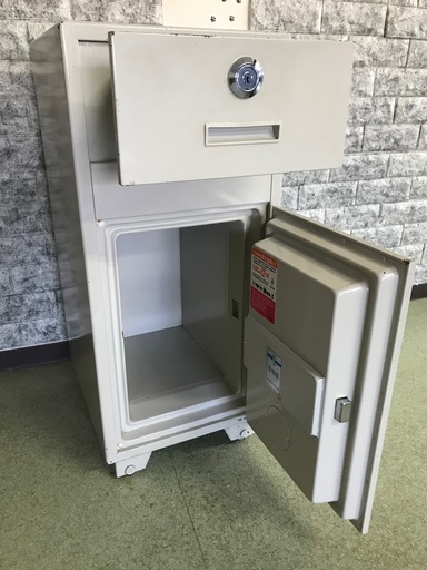 ダイヤル式耐火金庫