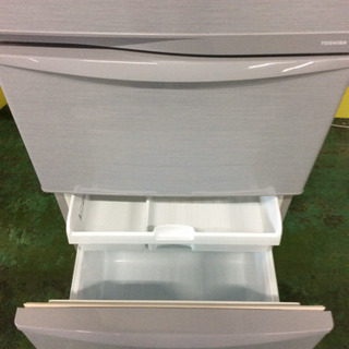 自動製氷機能付き☆3ドア冷蔵庫☆東芝☆2013年製☆近隣