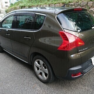 23年式プジョー3008　おしゃれなカラーです。車両交換可の画像